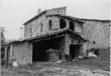 Casa colonica con loggia